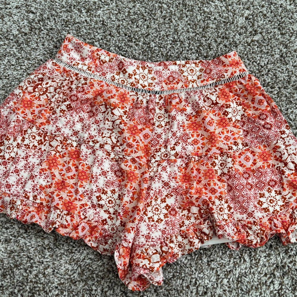 Forever 21 women’s floral print shorts